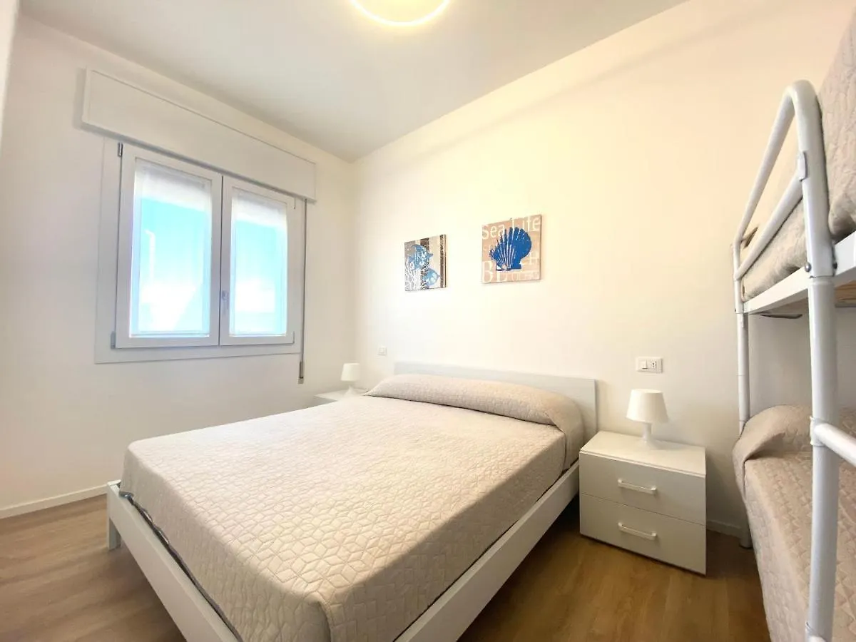 Maria Luisa - Piazza Mazzini - 30 Mt Dal Mare - Jesolo Appartement Italië